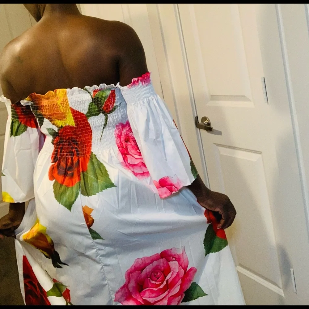 White Dress with Colorful Roses - Picture 3 of 4
